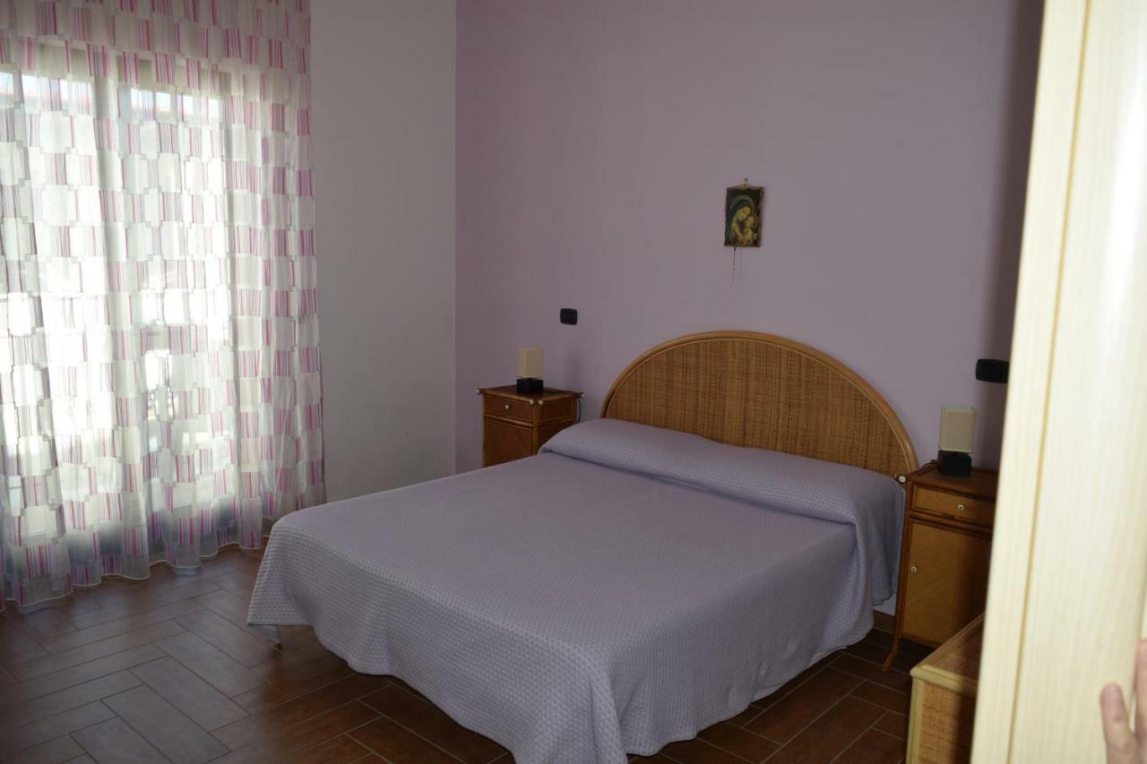 Bed and Breakfast Bed &Breakfast Pinetamare Castel Volturno Exterior foto